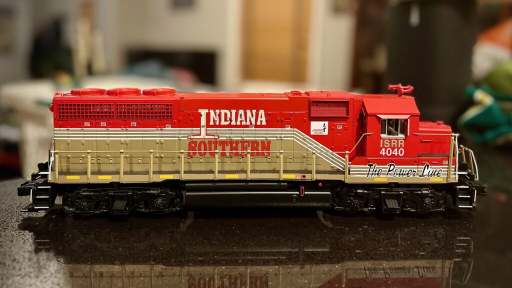 Side view of of O scale model of Indiana Southern EMD GP40 locomotive.